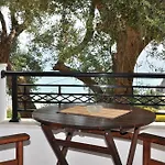 Apartment Lidovois House