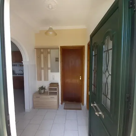 Lidovois House Apartman *