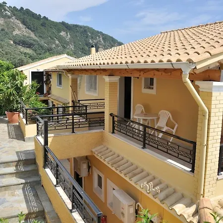 Lidovois House Pélekasz