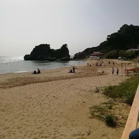 アパート Lidovois House *