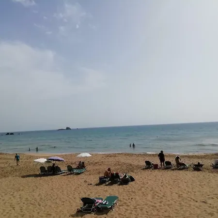 アパート Lidovois House *